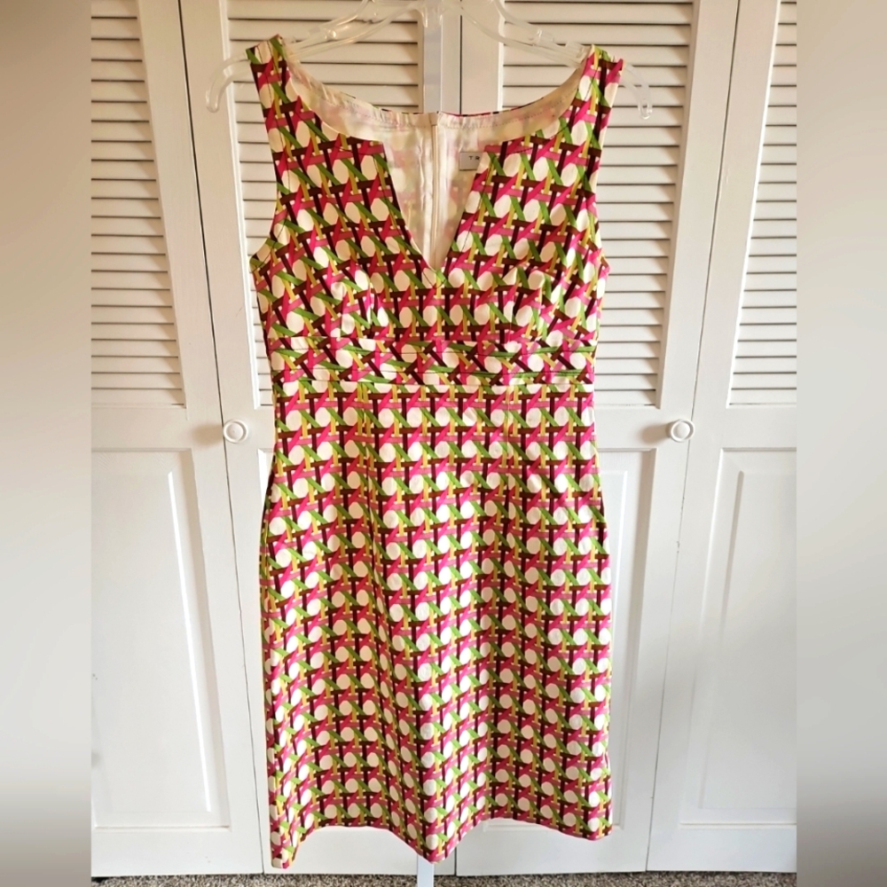 Trina Turk Women's Geometric dress size 4 Linen Blend Pink Green Sleeveless